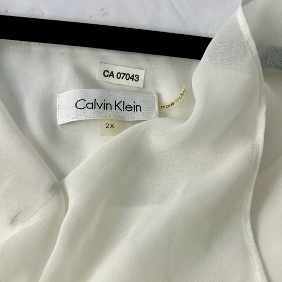 Calvin Klein Cream Blouse for Women - Picture 5 of 8